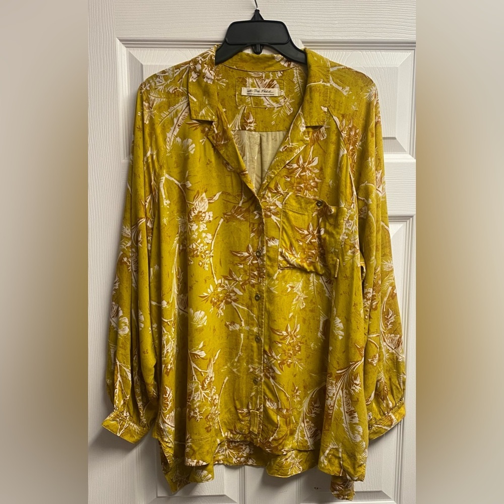 *SOLD* We The Free Free People It’s A Vibe 100% Viscose Oversized Top Size Med - Picture 2 of 6